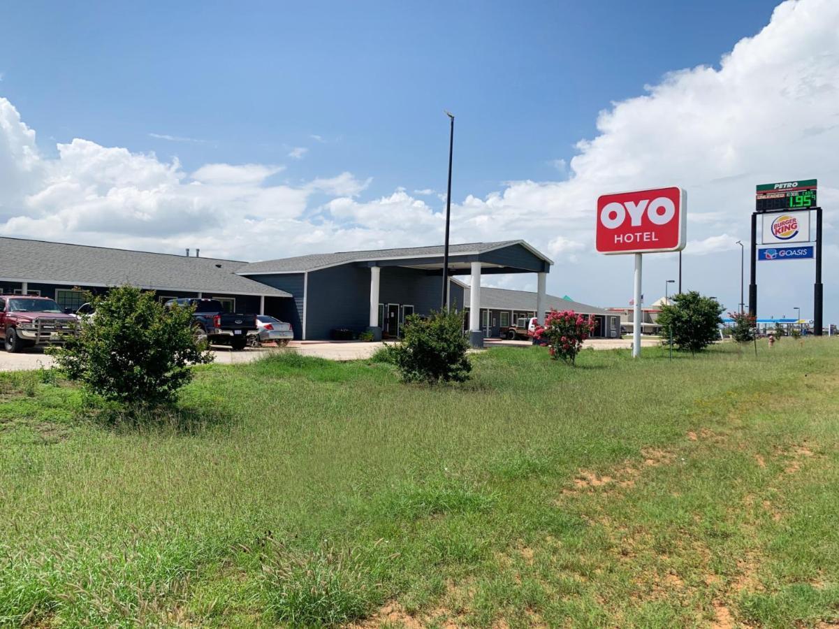 Oyo Hotel Pearsall I-35 West Zewnętrze zdjęcie