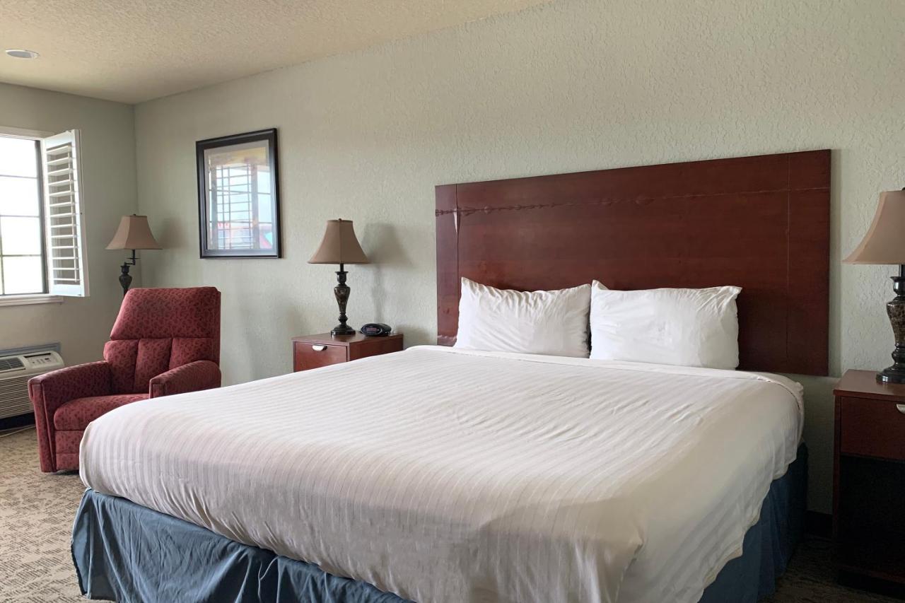 Oyo Hotel Pearsall I-35 West Zewnętrze zdjęcie