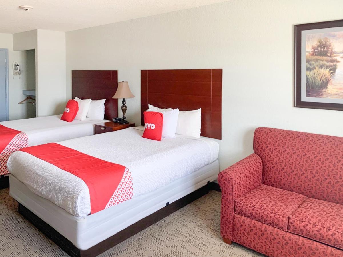 Oyo Hotel Pearsall I-35 West Zewnętrze zdjęcie